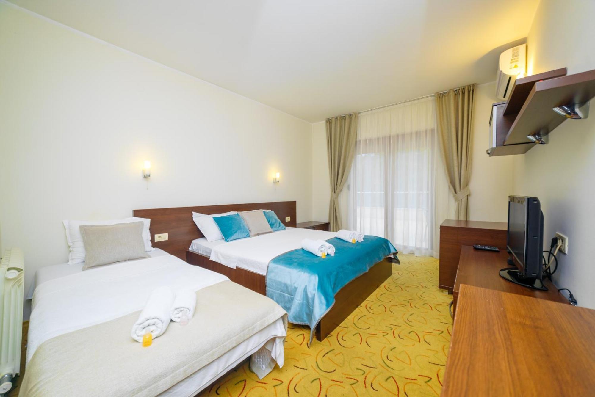 Hotel Odissey Jaz Budva Dış mekan fotoğraf