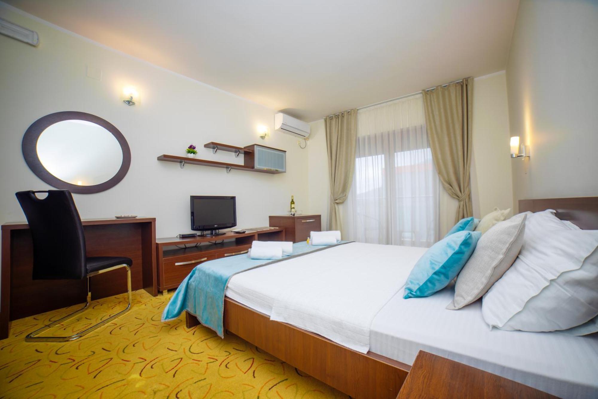 Hotel Odissey Jaz Budva Dış mekan fotoğraf